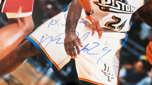 Mateen Cleaves Autographed 16x20 Photo Detroit Pistons "To John" SKU #209123 - RSA