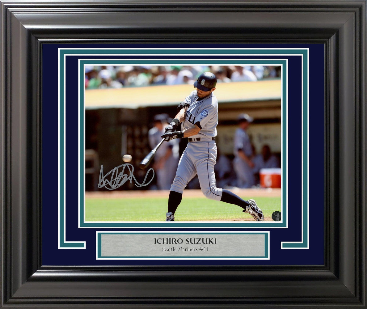 Ichiro Suzuki Autographed Framed 8x10 Photo Seattle Mariners IS Holo Stock #209389 - RSA