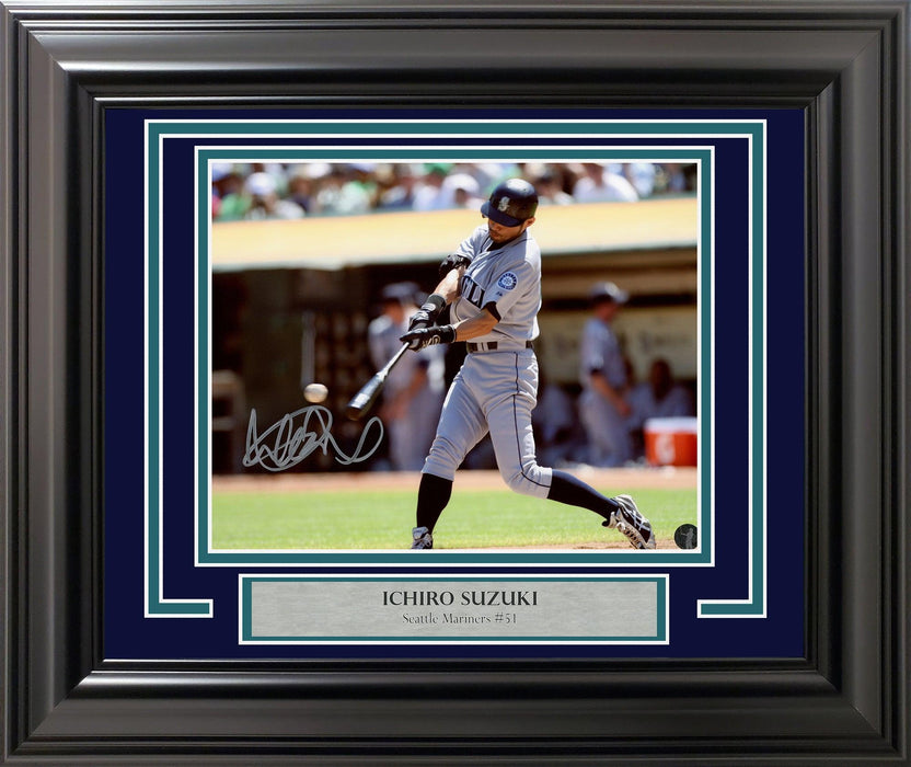 Ichiro Suzuki Autographed Framed 8x10 Photo Seattle Mariners IS Holo Stock #209389 - RSA