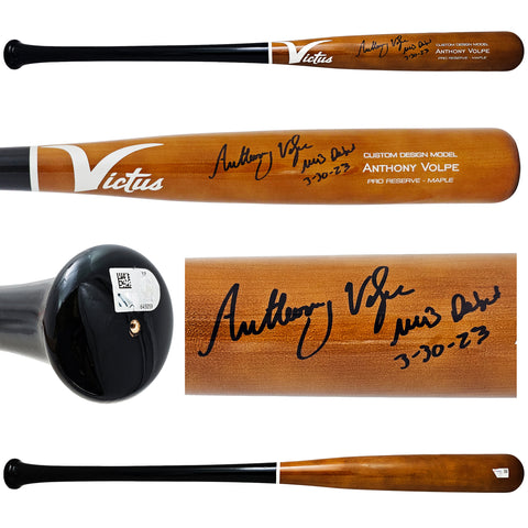 New York Yankees Collectibles & Signed Memorabilia - RSA
