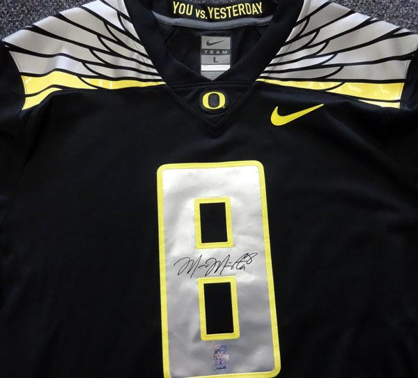 Oregon Ducks Marcus Mariota Autographed Black Nike Jersey Size L MM Holo Stock #87163 - RSA