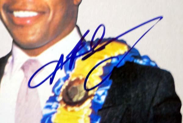 Sugar Ray Leonard Autographed 11x16 Magazine Poster Photo PSA/DNA #T19803 - RSA