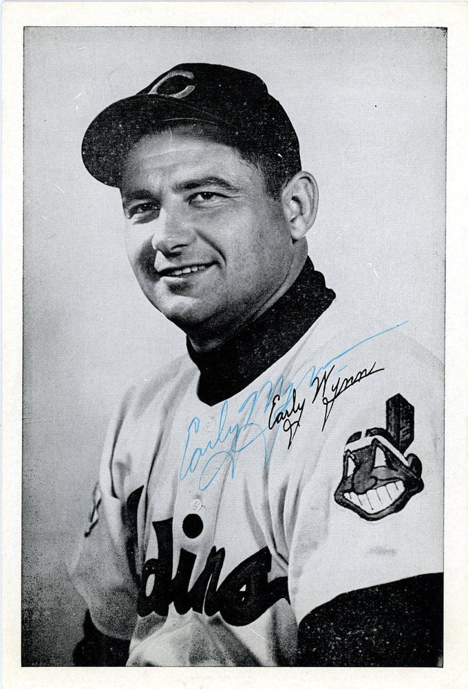 Early Wynn Autographed 6x9 Photo Picture Pack Cleveland Indians Beckett BAS #F98314 - RSA