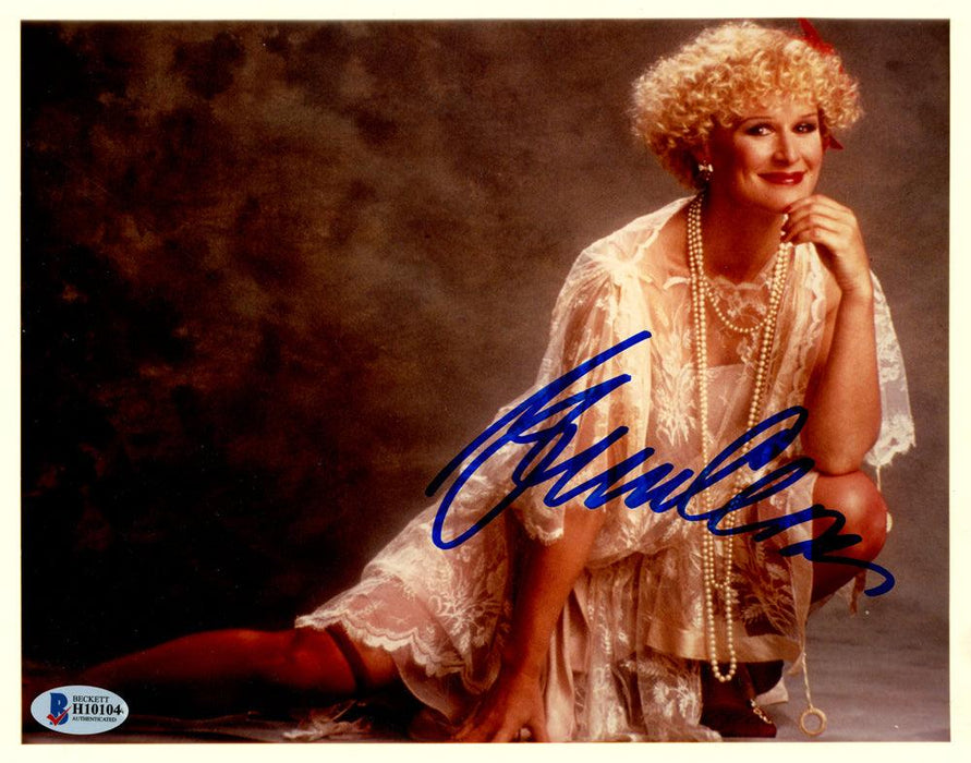 Glenn Close Autographed 8x10 Photo Actress Beckett BAS #H10104 - RSA