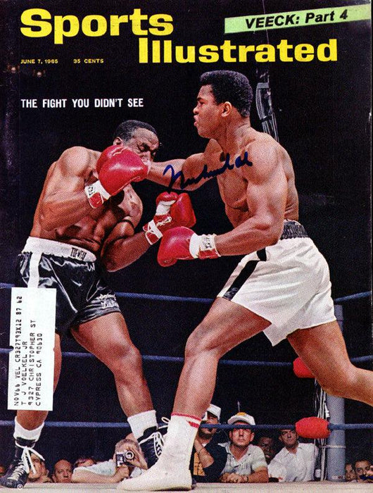 Muhammad Ali Autographed Sports Illustrated Magazine Vintage PSA/DNA #H58753 - RSA