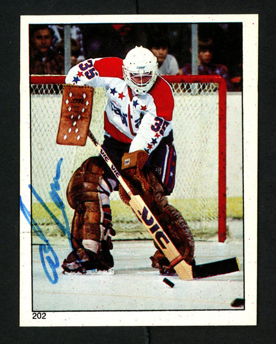 Al Jensen Autographed 1983-84 O-Pee-Chee Sticker Card #202 Washington Capitals SKU #153603 - RSA