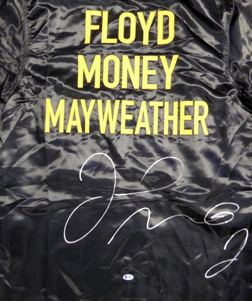 Floyd Mayweather Jr. Autographed Black Boxing Robe Beckett BAS Stock #121804 - RSA