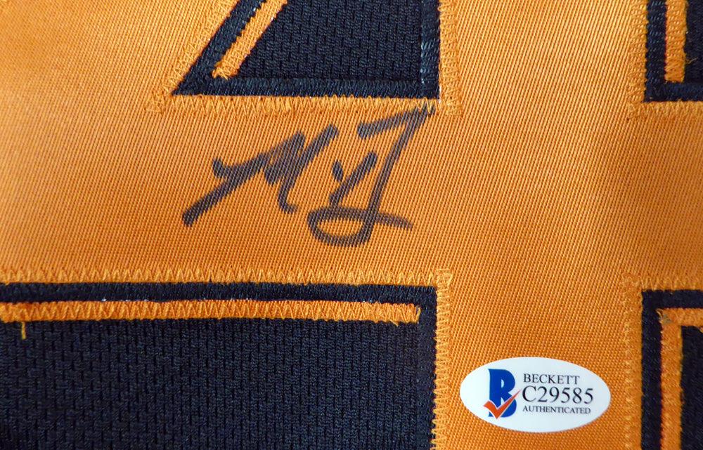San Francisco Giants Madison Bumgarner Autographed Authentic Black Majestic Flex Base Jersey Size 48 Beckett BAS Stock #125141 - RSA