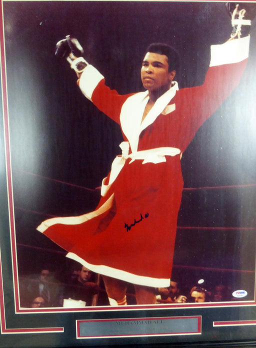 Muhammad Ali Autographed Framed 16x20 Photo PSA/DNA #S14055 - RSA