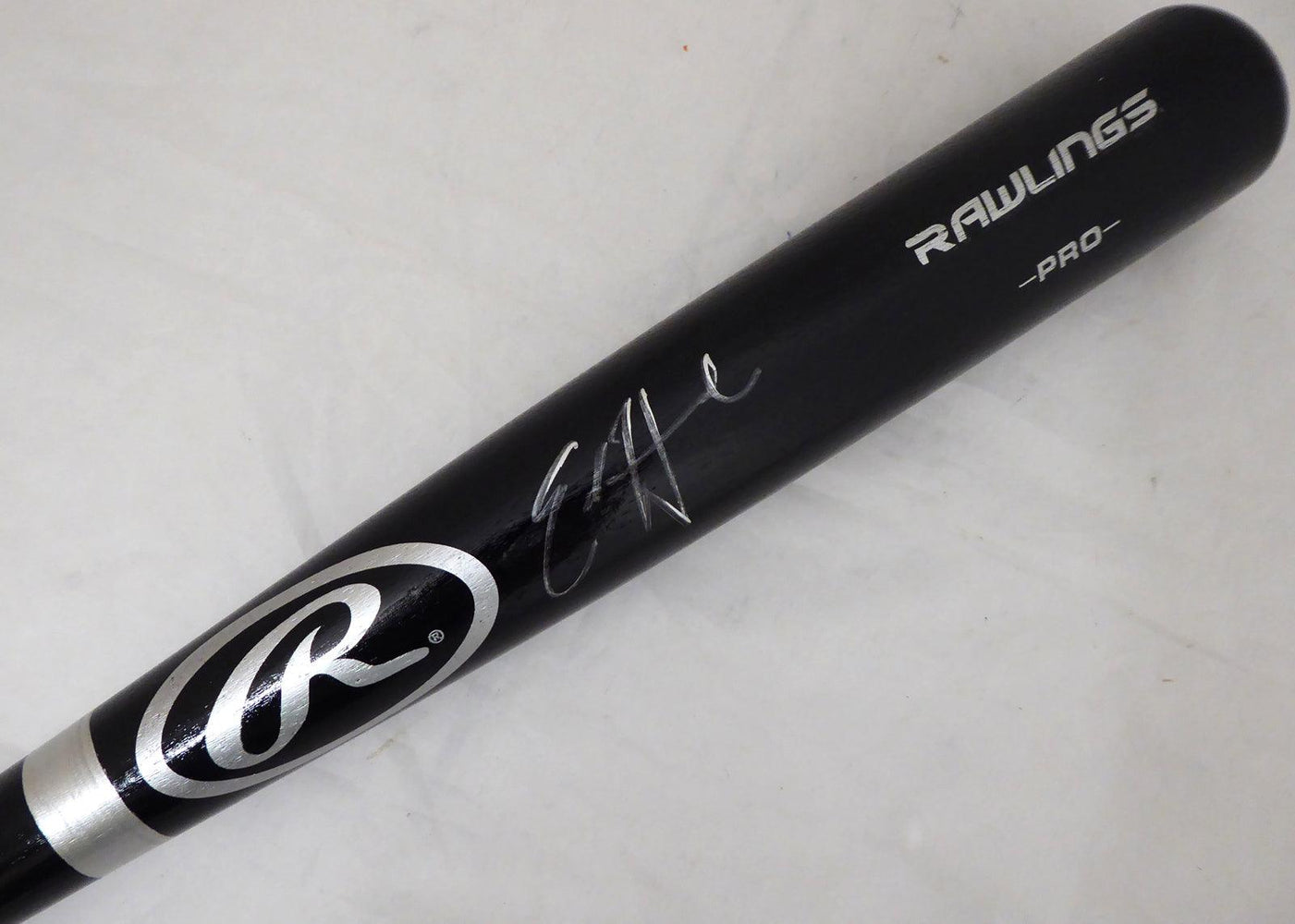 Ed Howard Autographed Rawlings Bat Chicago Cubs (Light Signature) Beckett BAS #R45862 - RSA