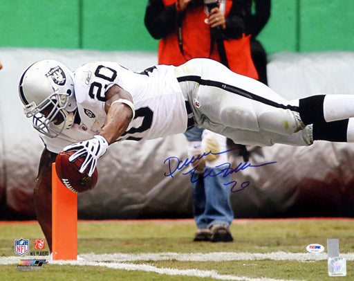 Darren McFadden Autographed 16x20 Photo Oakland Raiders PSA/DNA Stock #77867 - RSA