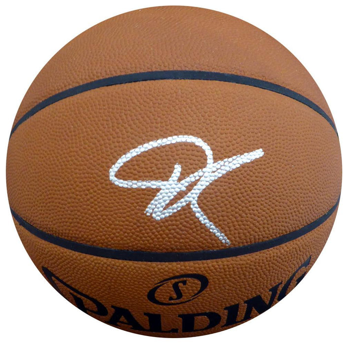 Giannis Antetokounmpo Autographed Official Spalding NBA Leather Basketball Milwaukee Bucks Beckett BAS Stock #148316 - RSA