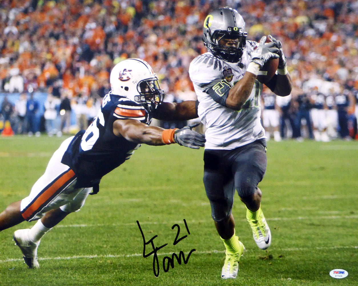 LaMichael James Autographed 16x20 Photo Oregon Ducks PSA/DNA RookieGraph Stock #22765 - RSA