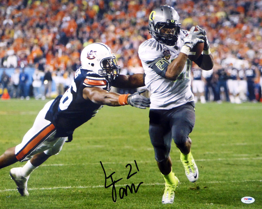 LaMichael James Autographed 16x20 Photo Oregon Ducks PSA/DNA RookieGraph Stock #22765 - RSA