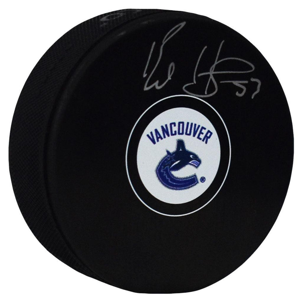 Bo Horvat Signed Vancouver Canucks Team Logo Official NHL Hockey Puck (FAN) - RSA