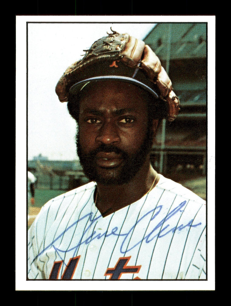 Gene Clines Autographed 1975 SSPC Card #17 New York Mets Regional Issue SKU #171421 - RSA