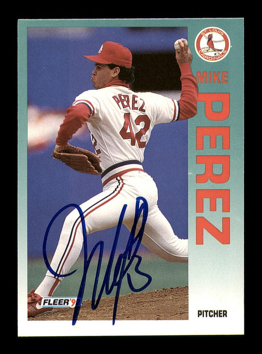 Mike Perez Autographed 1992 Fleer Card #588 St. Louis Cardinals SKU #183540 - RSA