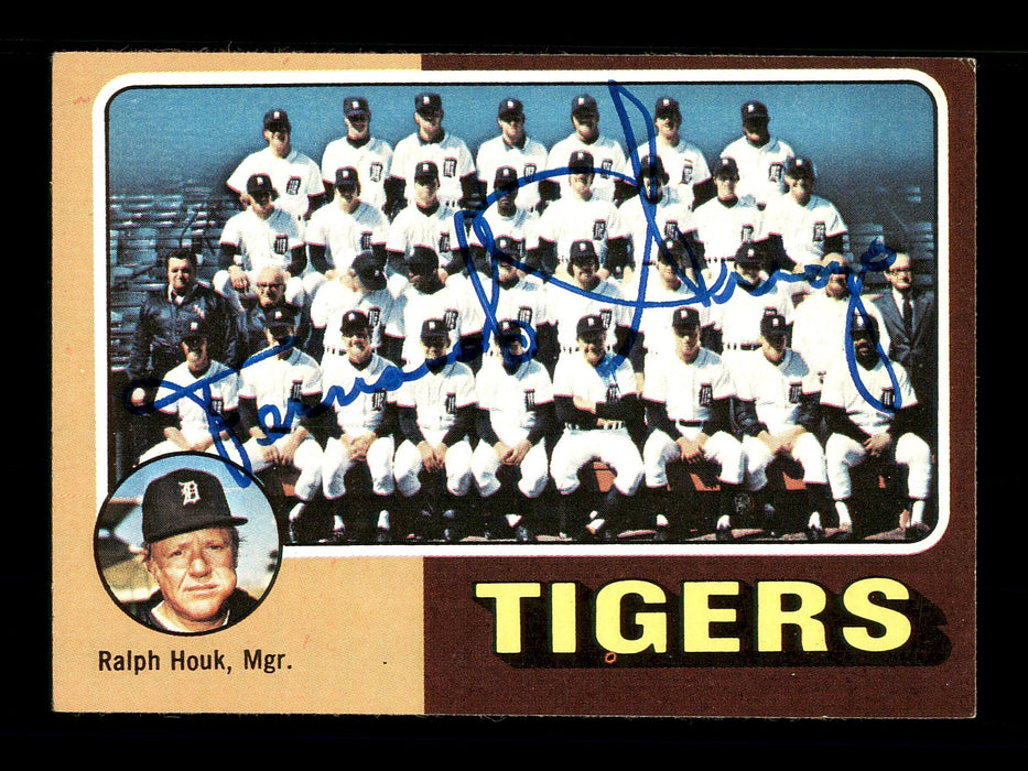 Fernando Arroyo Autographed 1975 Topps Team Card #18 Detroit Tigers SKU #168337 - RSA