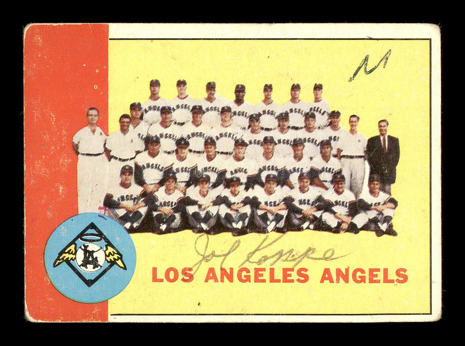 Joe Koppe Autographed 1963 Topps Team Card #39 Los Angeles Angels SKU #170058 - RSA
