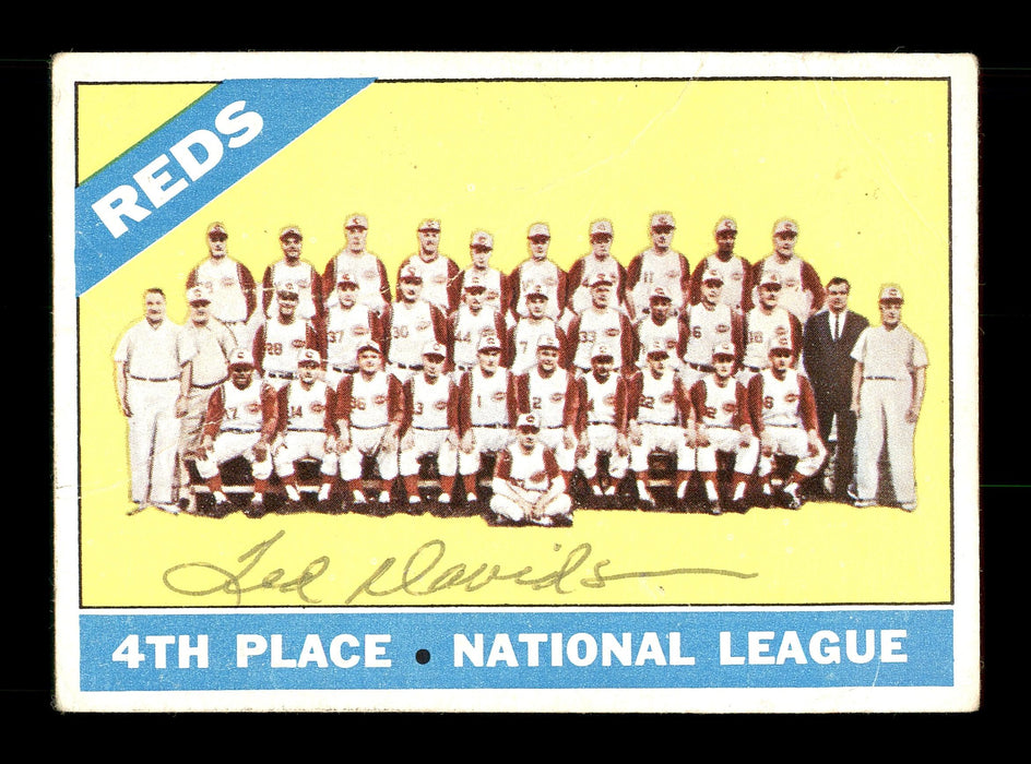 Ted Davidson Autographed 1966 Topps Team Card #59 Cincinnati Reds SKU #170599 - RSA