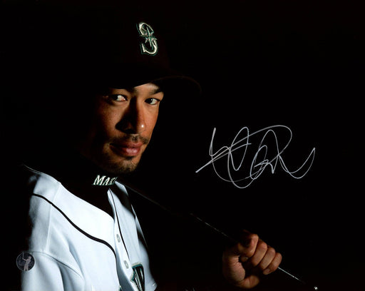 Ichiro Suzuki Autographed 8x10 Photo Seattle Mariners IS Holo Stock #190512 - RSA