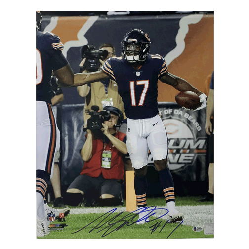 Anthony Miller Autographed Chicago Bears Football 16x20 Photo (Beckett) - RSA