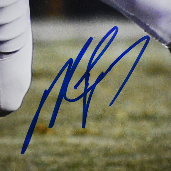 Michael Vick Autographed Philadelphia Eagles 16x20 Photo (JSA) - RSA