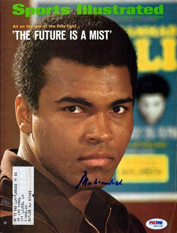 Muhammad Ali Autographed Sports Illustrated Magazine PSA/DNA #W02238 - RSA