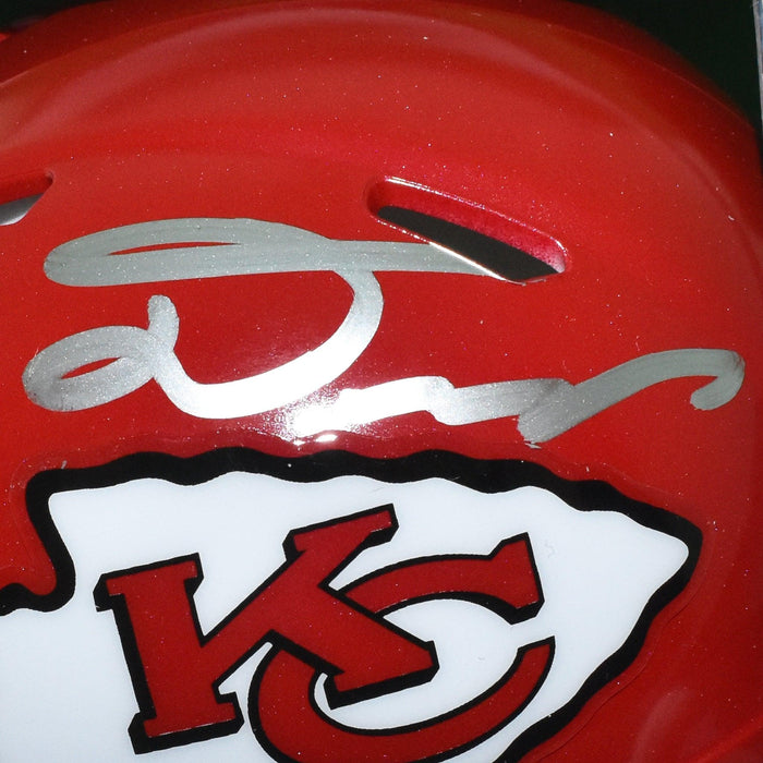 Damien Williams Signed Kansas City Chiefs Mini Speed Football Helmet Silver Signature (JSA) - RSA
